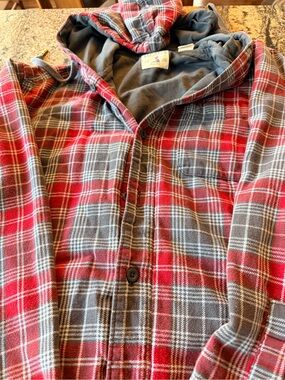 RedHead Red and Gray Plaid Hooded Button-Down Shirt